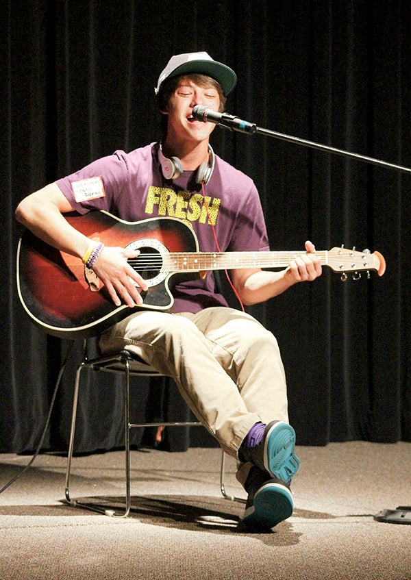 Nineteen-year-old Jacob Lorenz was one of three participants selected to move on from Albert Lea’s Recovery Got Talent to the finale Sept. 20 in Owatonna. He sang “Wonderwall” by Oasis. Sarah Stultz/Albert Lea Tribune  