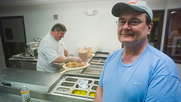 Steve Davis said he doesn't have plans to sell his landmark restuarant, Steve's Pizza. -- Herald file photo 
