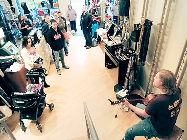 Austin singer/songwriter Joshua Whalen performed at MGO Fashion Salon in Wicker Park Bucktown, Ill., during Chillfest in November. Photo provided