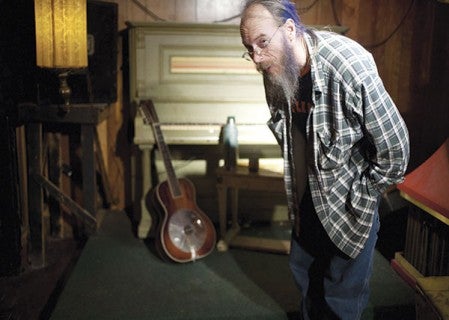 Charlie Parr, pictured above, and Jesse Smith will play at the VFW on Wednesday night. Photo provided
