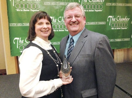 Hillary Hanson and Mike Kadrie accept Hormel Foods Corp.’s Mower Refreshed Business of the Year Award. 