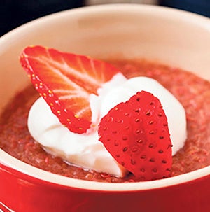 Strawberry-Rhubarb Quinoa Pudding 