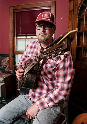Musician/artist Jesse Smith in his home. Aside from making music and art, Smith is also an art teacher at I.J. Holton Intermediate School. Eric Johnson/Austin Living